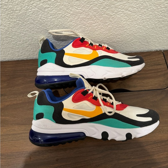 Nike Air Max 270 React AO4971-002 Bauhaus Womens 6 Shoes WHITE/GOLD/MULTI - Picture 3 of 6